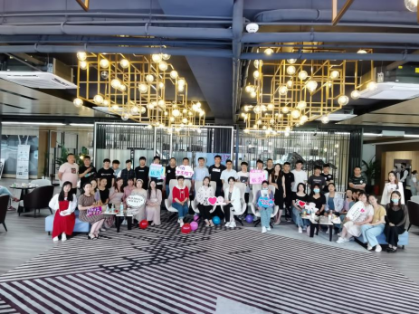 亲友游戏中心-亲友多乐斗-亲友天天坦克大战