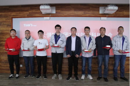 亲友游戏中心-亲友多乐斗-亲友天天坦克大战