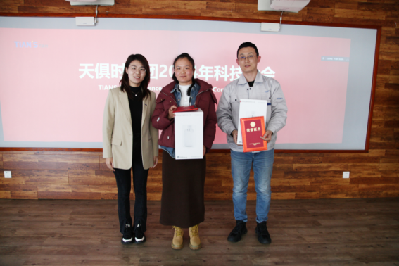 亲友游戏中心-亲友多乐斗-亲友天天坦克大战