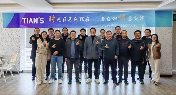 亲友游戏中心-亲友多乐斗-亲友天天坦克大战