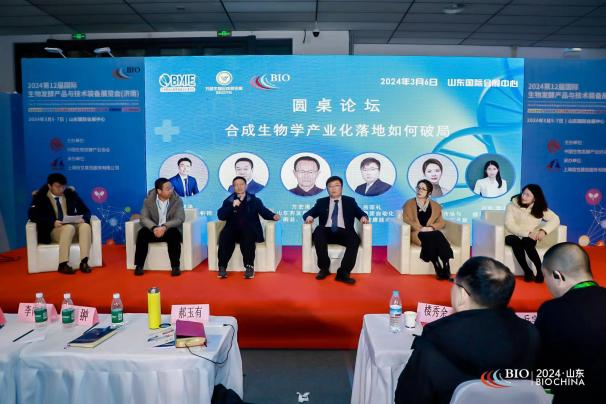 亲友游戏中心-亲友多乐斗-亲友天天坦克大战