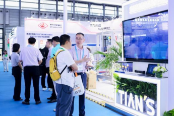 亲友游戏中心-亲友多乐斗-亲友天天坦克大战