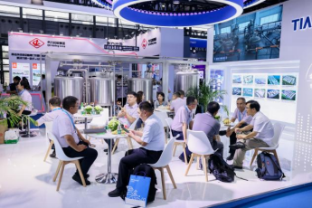 亲友游戏中心-亲友多乐斗-亲友天天坦克大战