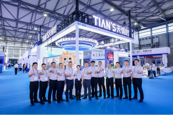 亲友游戏中心-亲友多乐斗-亲友天天坦克大战