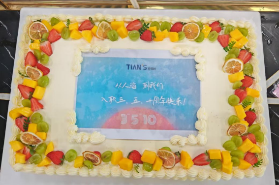 亲友游戏中心-亲友多乐斗-亲友天天坦克大战