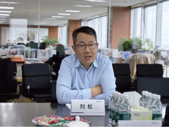 亲友游戏中心-亲友多乐斗-亲友天天坦克大战