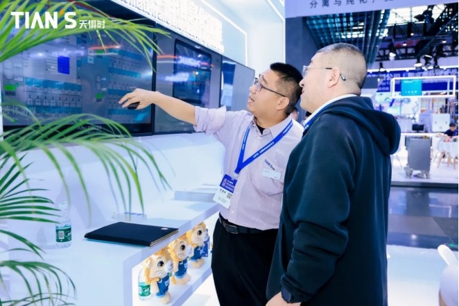 亲友游戏中心-亲友多乐斗-亲友天天坦克大战