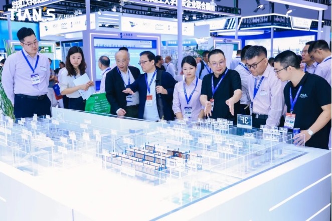 亲友游戏中心-亲友多乐斗-亲友天天坦克大战