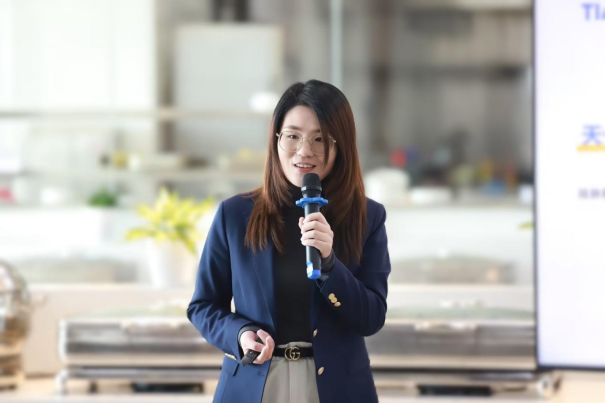 亲友游戏中心-亲友多乐斗-亲友天天坦克大战