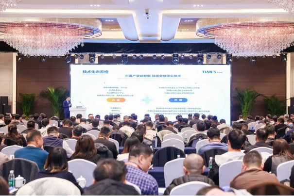 亲友游戏中心-亲友多乐斗-亲友天天坦克大战