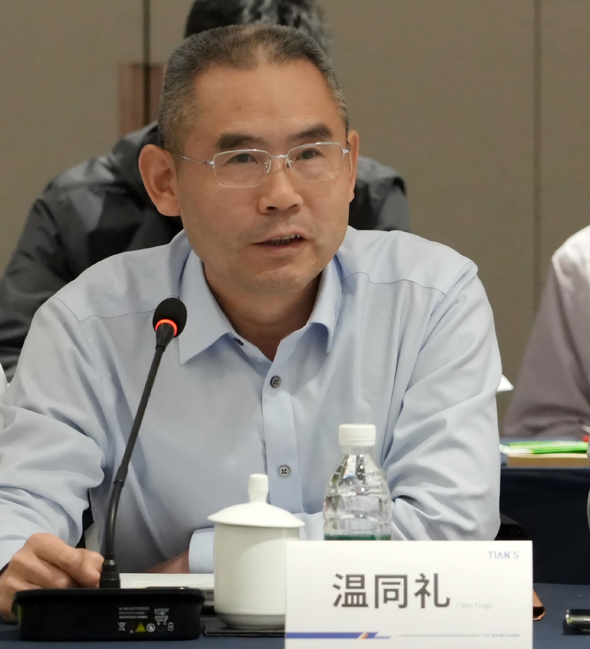 亲友游戏中心-亲友多乐斗-亲友天天坦克大战