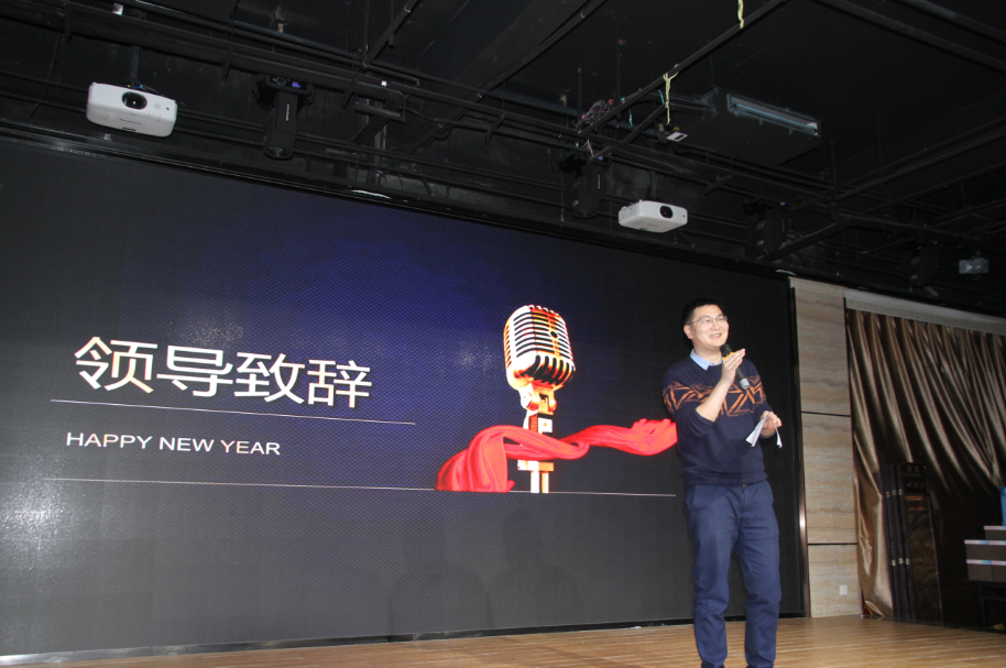 ZUuY1AzxS0eU-rWBEB3lsA