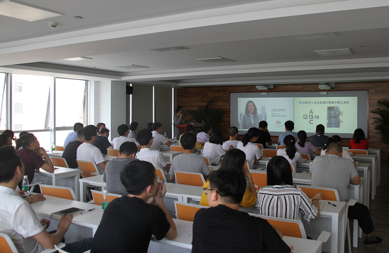 亲友游戏中心-亲友多乐斗-亲友天天坦克大战